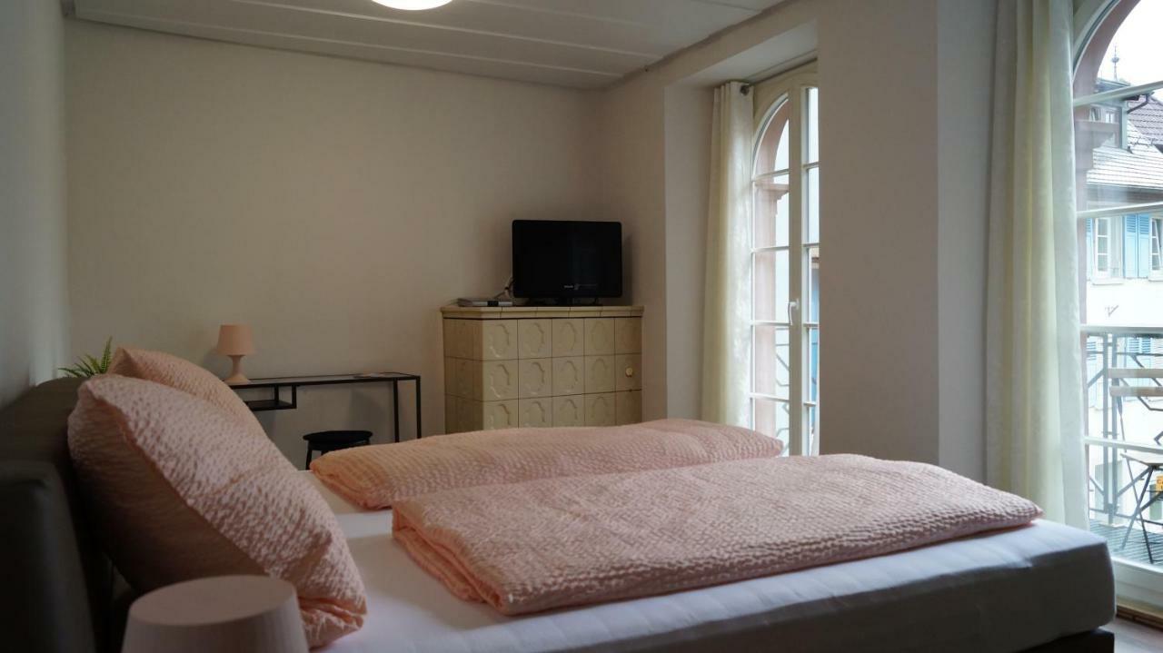 Ferienwohnung Im Historischen Stadttor Штауфен-им-Брайсгау Экстерьер фото