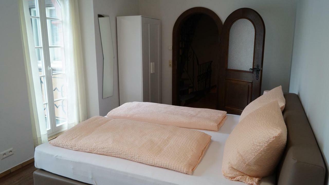 Ferienwohnung Im Historischen Stadttor Штауфен-им-Брайсгау Экстерьер фото